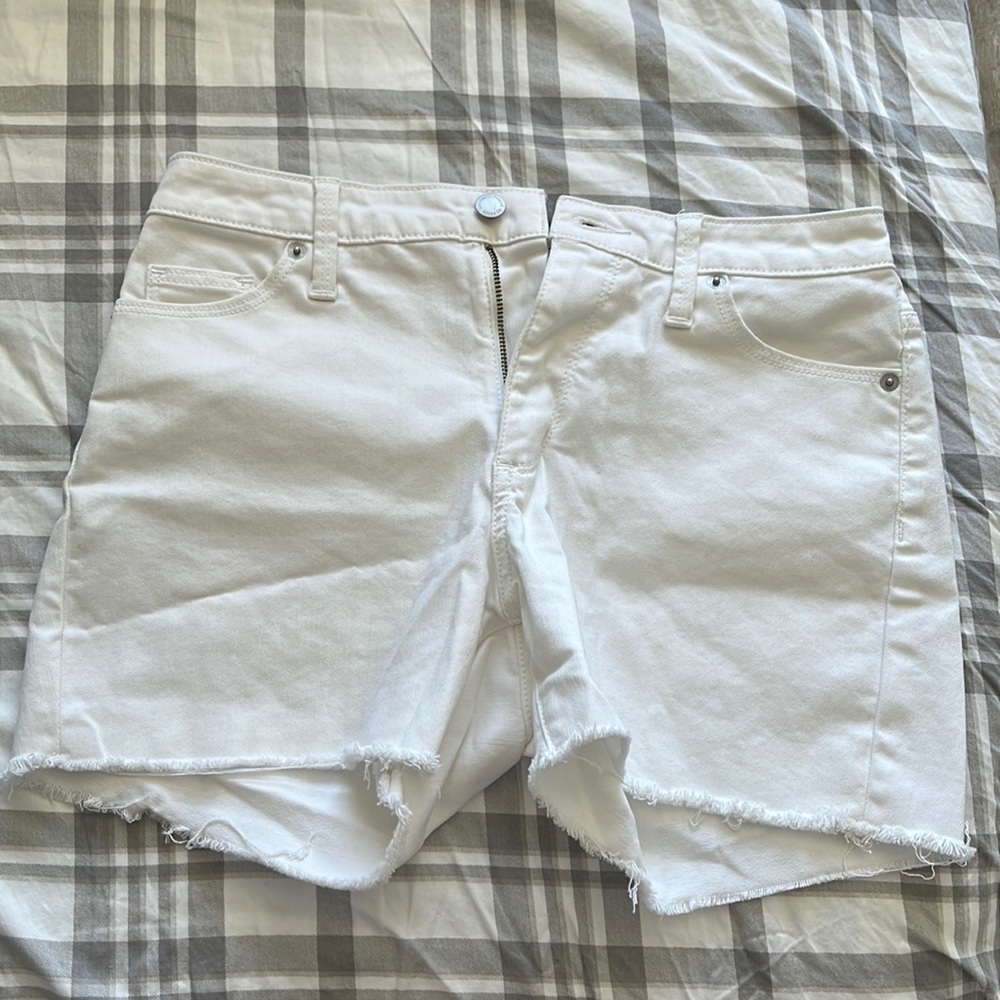 Universal thread white Jean shorts